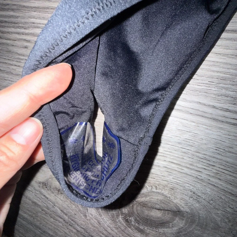 NWT. ZARA Black Ruffle One Piece‎ Deep V Neck Swimsuit Small - Picture 3 of 6